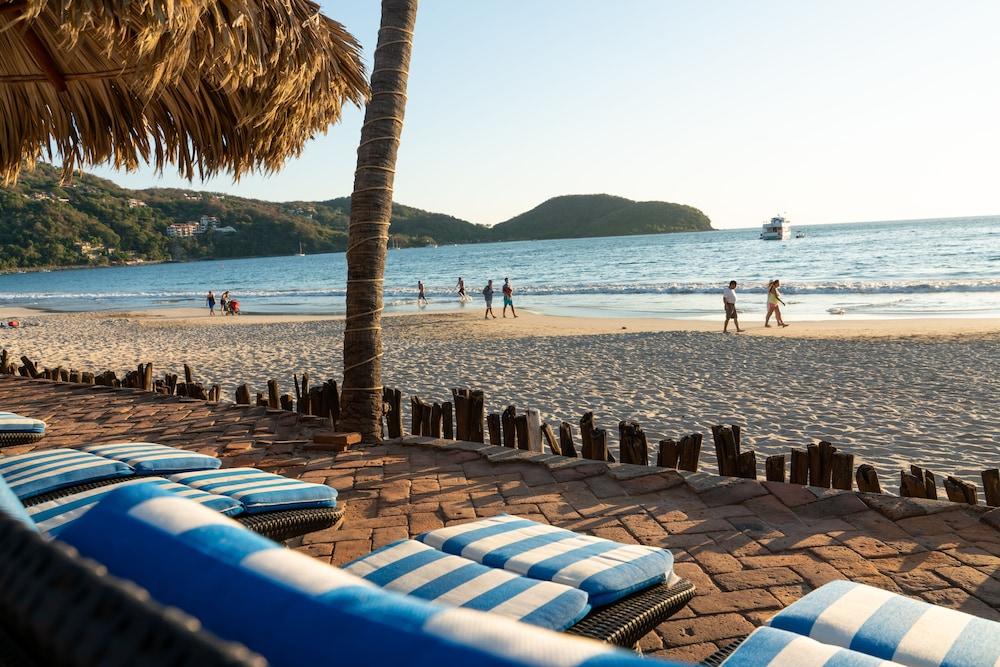 Hotel Villa Mexicana Zihuatanejo Extérieur photo