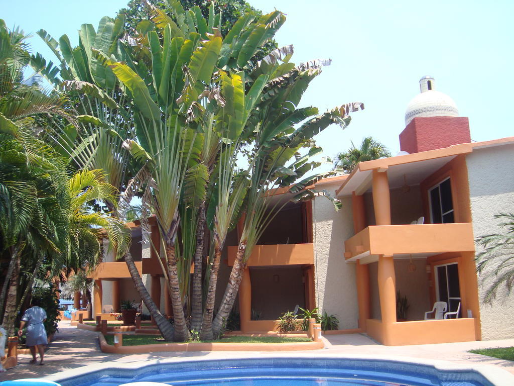 Hotel Villa Mexicana Zihuatanejo Extérieur photo